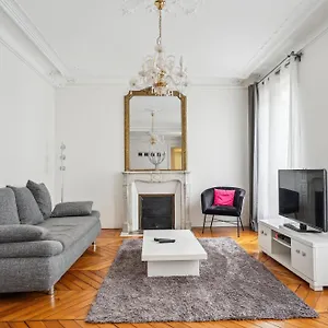 Appartamento Luxury La Tour, Parigi