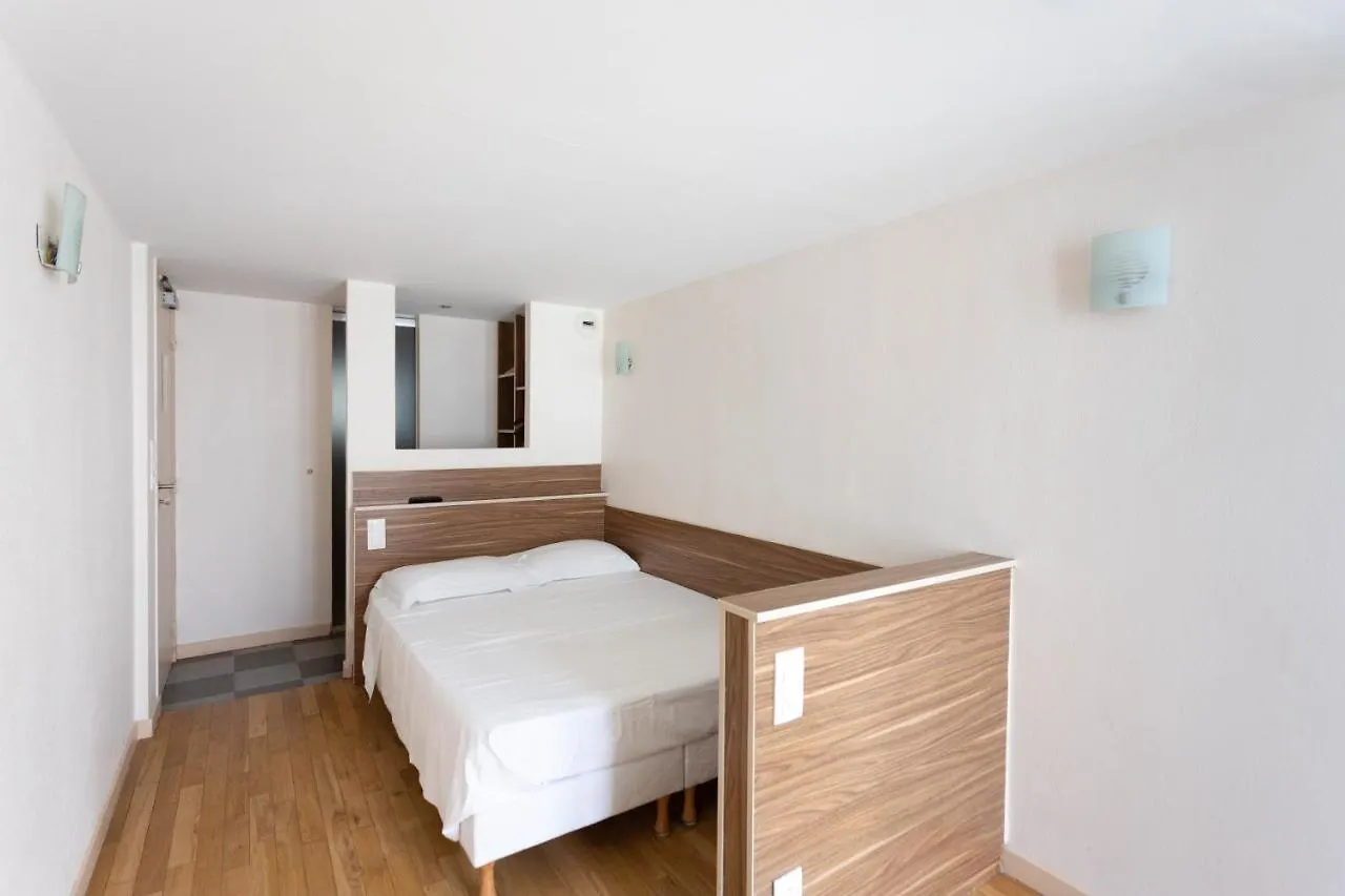 Hotel Mimosa Париж